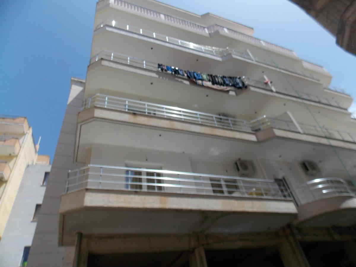 Zeta'S Apartments Sarande Exterior photo