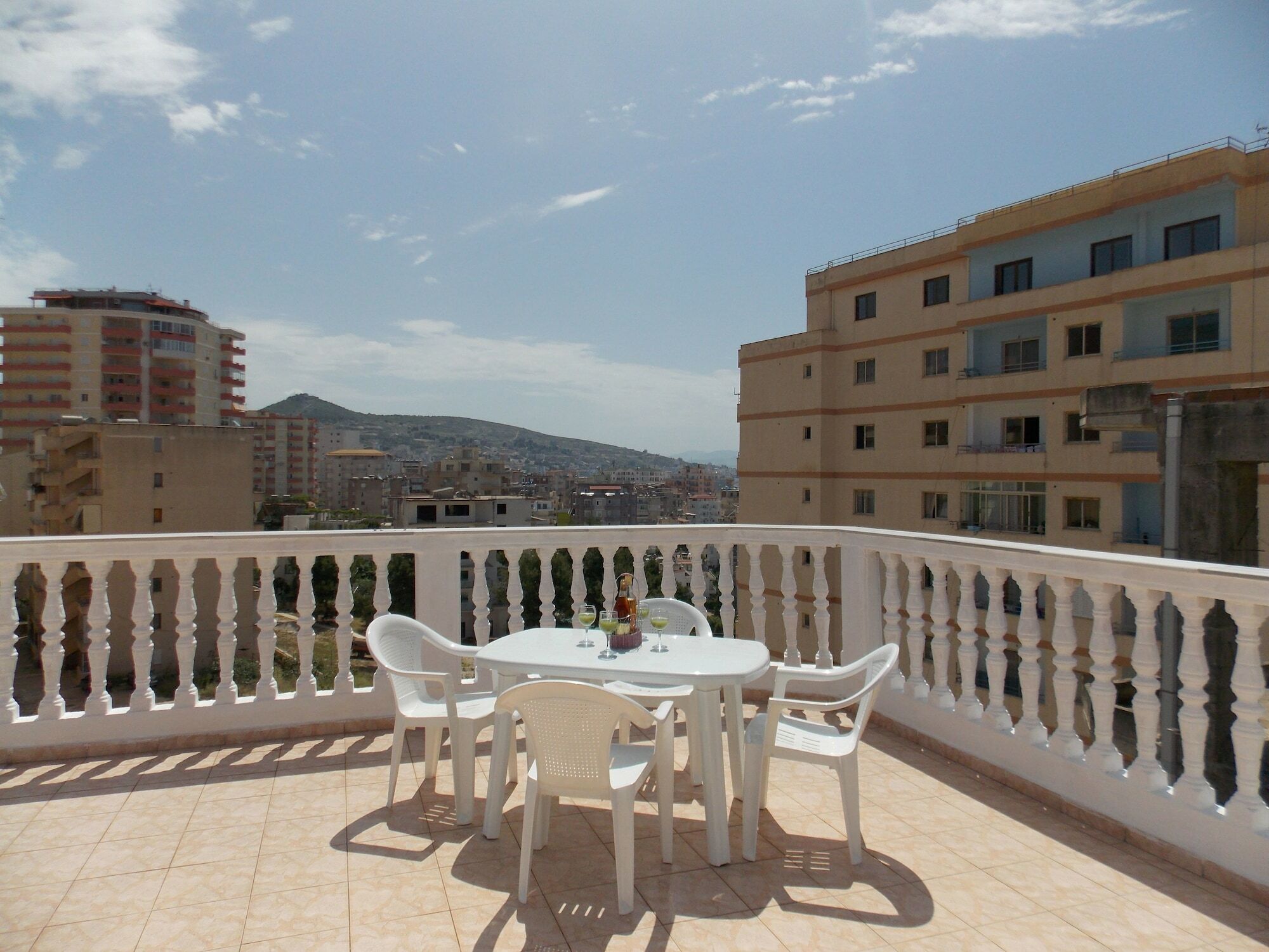 Zeta'S Apartments Sarande Exterior photo